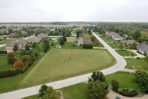 1040 Country Ln, Bourbonnais, IL 60914