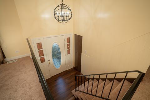 31 Joslyn Dr, Elgin, IL 60120 photo 4