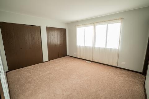 31 Joslyn Dr, Elgin, IL 60120 photo 7
