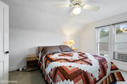 339 N Worth Ave, Elgin, IL 60123 photo 9
