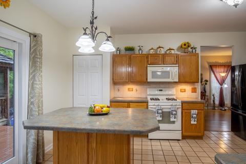 207 Faircroft Rd, Bartlett, IL 60103 photo 17