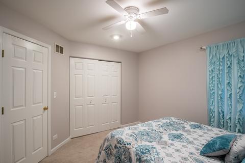 207 Faircroft Rd, Bartlett, IL 60103 photo 5
