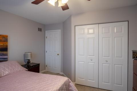 207 Faircroft Rd, Bartlett, IL 60103 photo 8