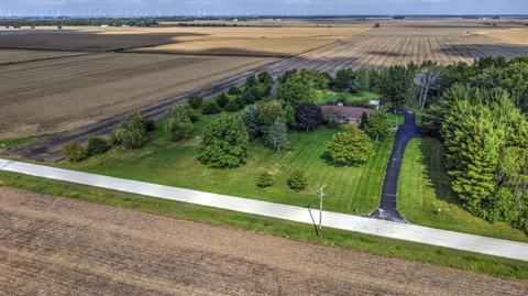 1950 W Scully Rd, Dwight, IL 60420 photo 9