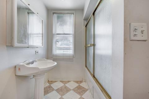 11244 S Champlain Ave, Chicago, IL 60628 photo 11