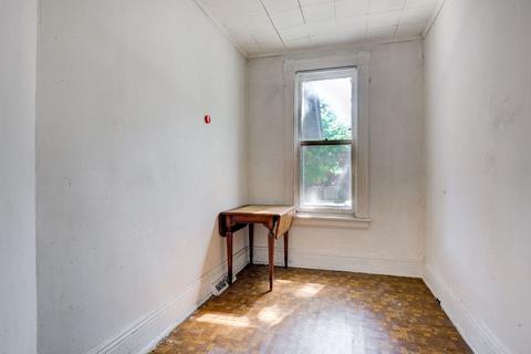11244 S Champlain Ave, Chicago, IL 60628 photo 8