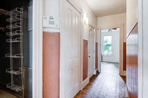 11244 S Champlain Ave, Chicago, IL 60628 photo 4