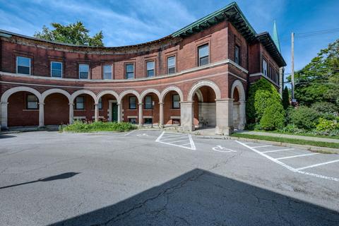 11244 S Champlain Ave, Chicago, IL 60628 photo 21