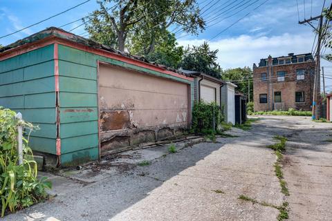 11244 S Champlain Ave, Chicago, IL 60628 photo 15