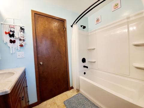 560 E Third Ave, Clifton, IL 60927 photo 40