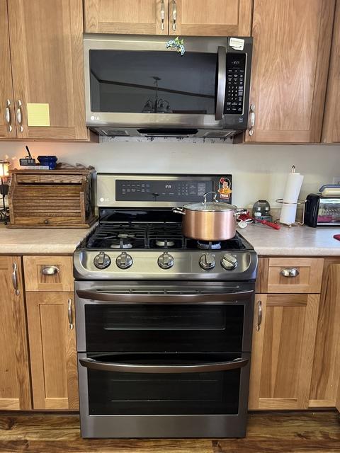 706 W Clark St, Thomasboro, IL 61878 photo 5