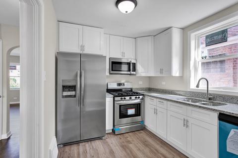 555 E 104th Pl, Chicago, IL 60628 photo 11