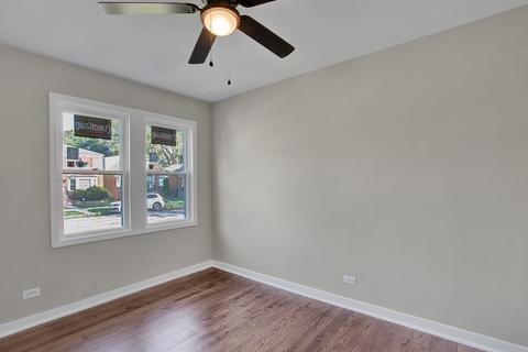555 E 104th Pl, Chicago, IL 60628 photo 5