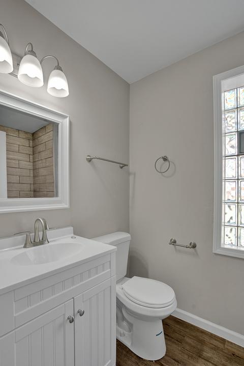 555 E 104th Pl, Chicago, IL 60628 photo 7