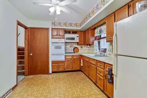 910 Macgregor Rd, Lockport, IL 60441 photo 7