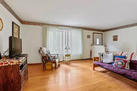 910 Macgregor Rd, Lockport, IL 60441 photo 5