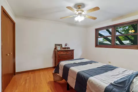 910 Macgregor Rd, Lockport, IL 60441 photo 9
