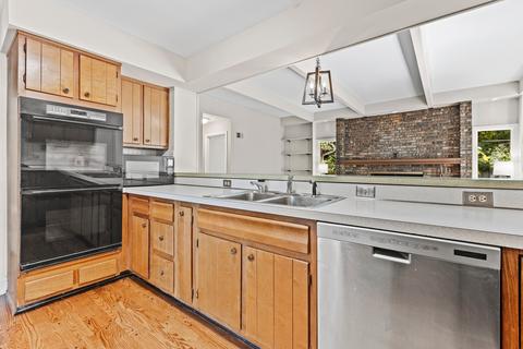 601 Raleigh Rd, Glenview, IL 60025 photo 11