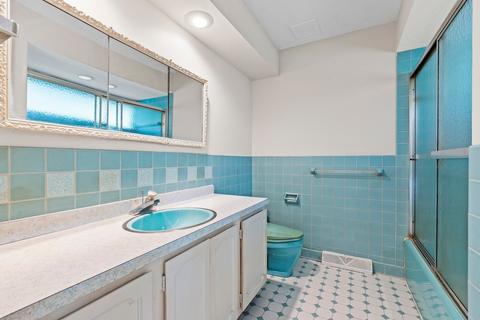 601 Raleigh Rd, Glenview, IL 60025 photo 13