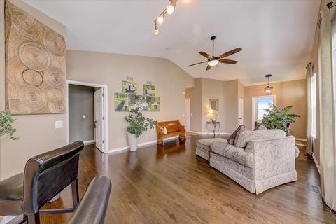 2998 Talaga Dr, Algonquin, IL 60102 photo 5
