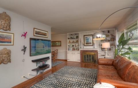 115 W Elm St, Wheaton, IL 60189 photo 4
