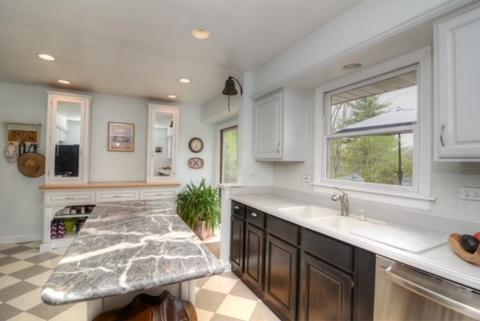 115 W Elm St, Wheaton, IL 60189 photo 9