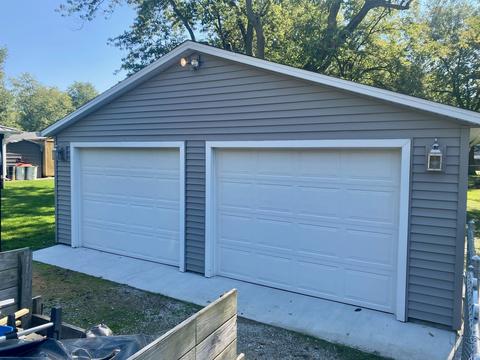155 E Lockhart St, Niantic, IL 62551 photo 2
