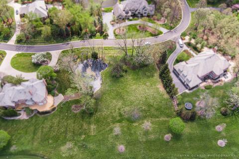 70 Hillburn Lane, North Barrington, IL 60010