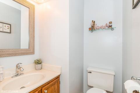 6244 Eagle Ridge Dr, Gurnee, IL 60031 photo 7