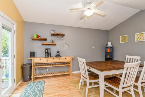 6244 Eagle Ridge Dr, Gurnee, IL 60031 photo 5