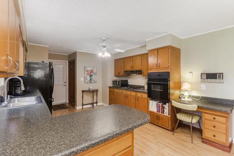 6 Grandview Dr, Normal, IL 61761 photo 11