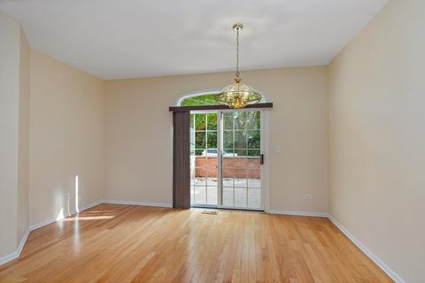 5604 Chesapeake Dr, Mchenry, IL 60050 photo 12
