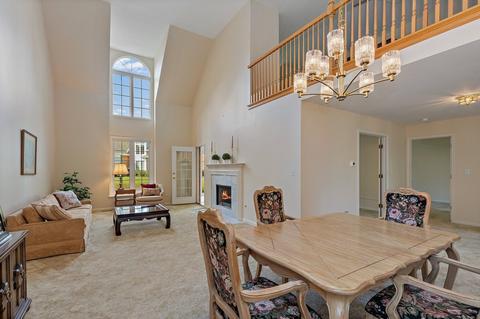 5604 Chesapeake Dr, Mchenry, IL 60050 photo 5