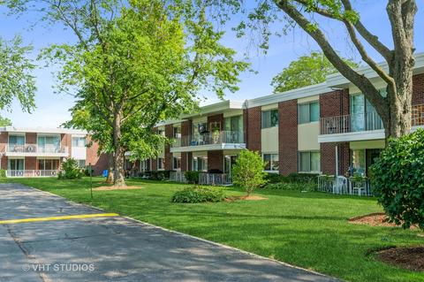 127 N Wolf Rd #37A, Wheeling, IL 60090 photo 2