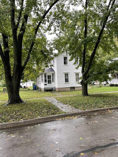 119 W Delaware St, Dwight, IL 60420 photo 4