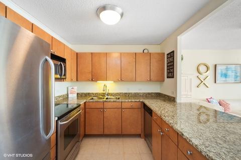 30 E Huron St #3905, Chicago, IL 60611 photo 7