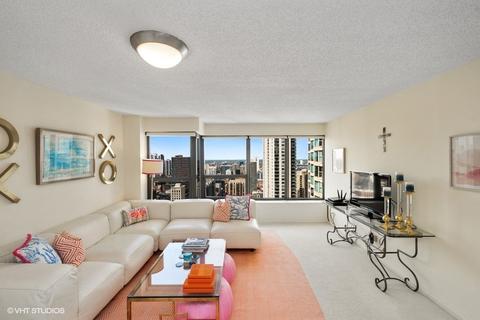 30 E Huron St #3905, Chicago, IL 60611 photo 3