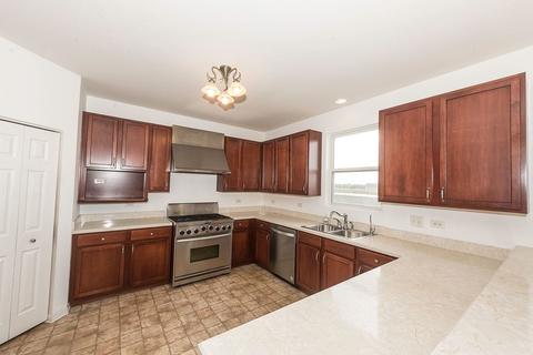 24427 Champion Dr, Plainfield, IL 60585 photo 10