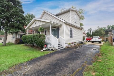 321 E Lincoln St, Bloomington, IL 61701 photo 2