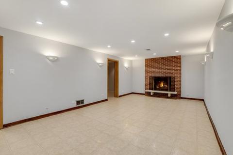 2045 Spruce Ave, Des Plaines, IL 60018 photo 29