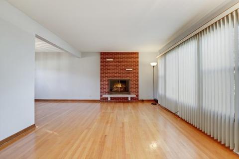2045 Spruce Ave, Des Plaines, IL 60018 photo 5
