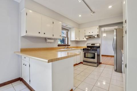 2045 Spruce Ave, Des Plaines, IL 60018 photo 12
