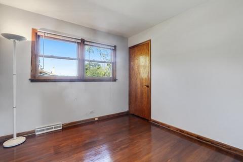 2045 Spruce Ave, Des Plaines, IL 60018 photo 20
