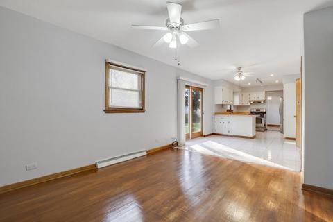 2045 Spruce Ave, Des Plaines, IL 60018 photo 8