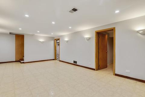 2045 Spruce Ave, Des Plaines, IL 60018 photo 26