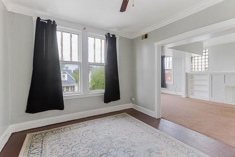 2417 E 73rd St, Chicago, IL 60649 photo 6