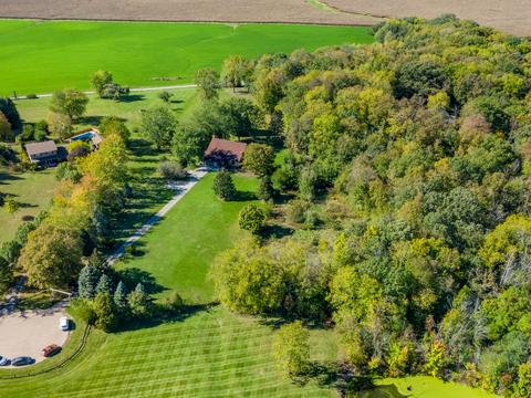 53 Eagle View Ln, Oswego, IL 60543 photo 2