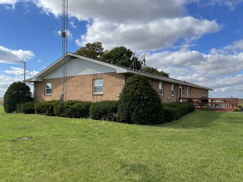7849 Benson Rd, Lanark, IL 61046 photo 2