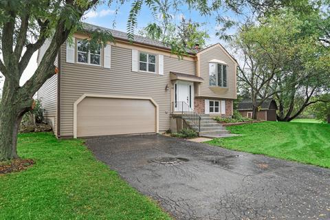 142 Sherman Ct, Bartlett, IL 60103 photo 3