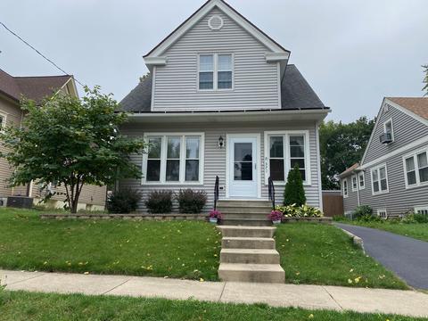 371 Lovell St, Elgin, IL 60120 photo 1